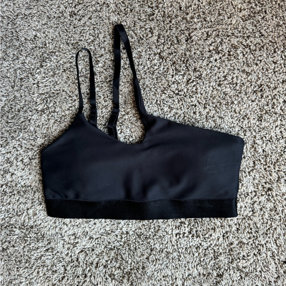 Alo sports bra